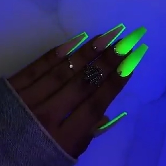 UV Neon Mica Pigment Powders • Multi-Use: Nails, Makeup, Body Art, Arts & Crafts - Picture 4 of 9